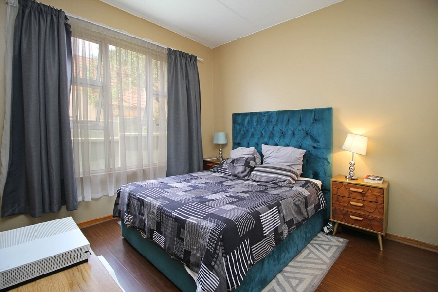 2 Bedroom Property for Sale in Bryanston Gauteng