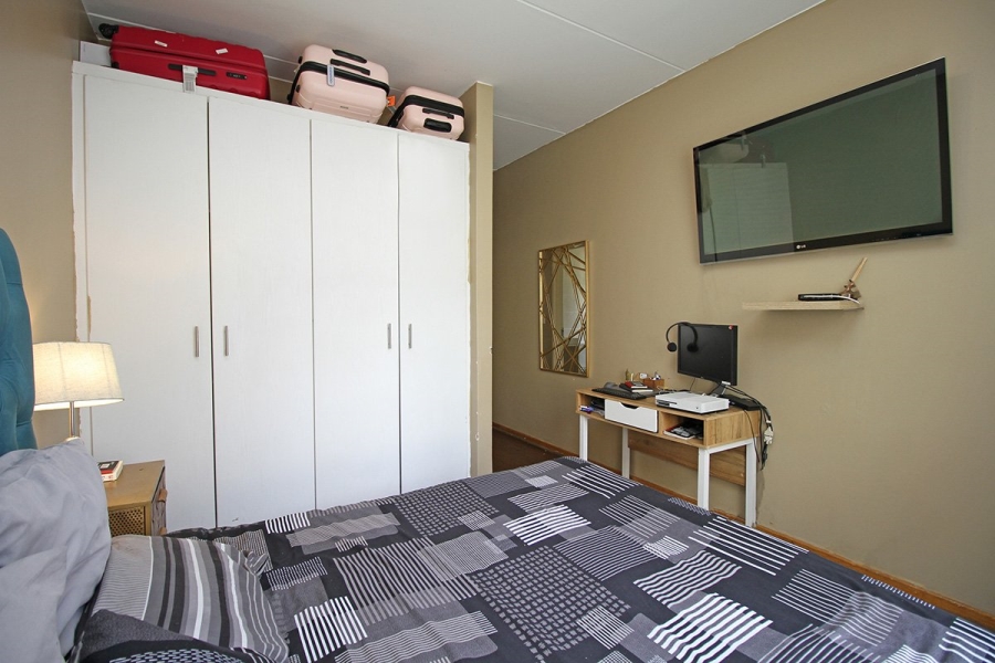 2 Bedroom Property for Sale in Bryanston Gauteng