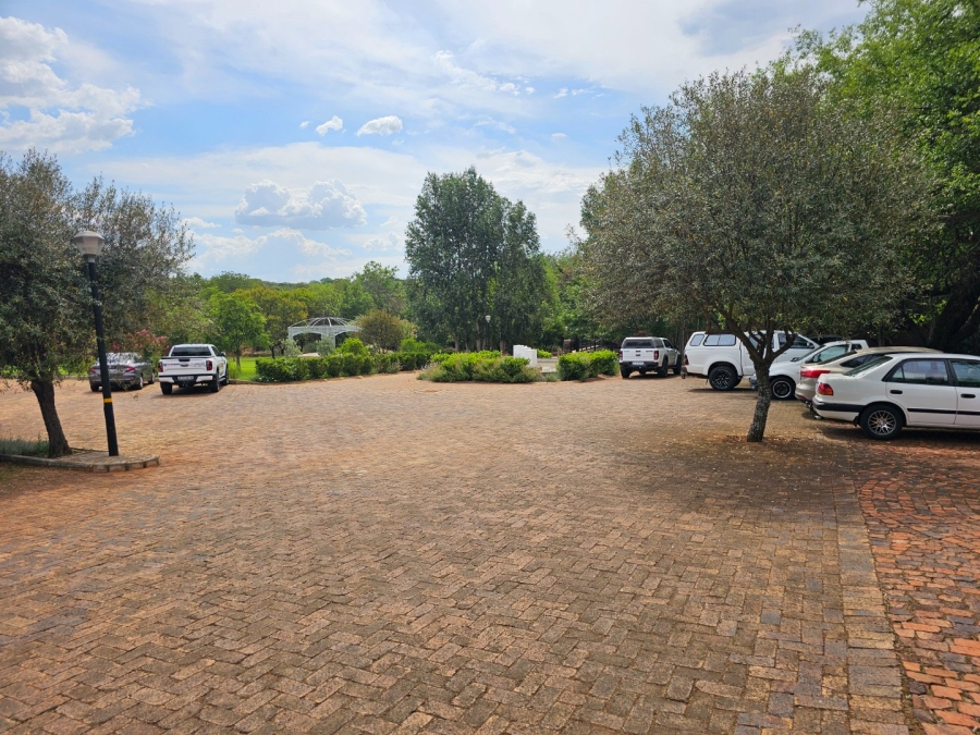 7 Bedroom Property for Sale in Kameeldrift East Gauteng