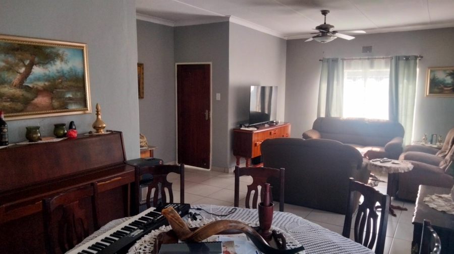 4 Bedroom Property for Sale in Wonderboom South Gauteng