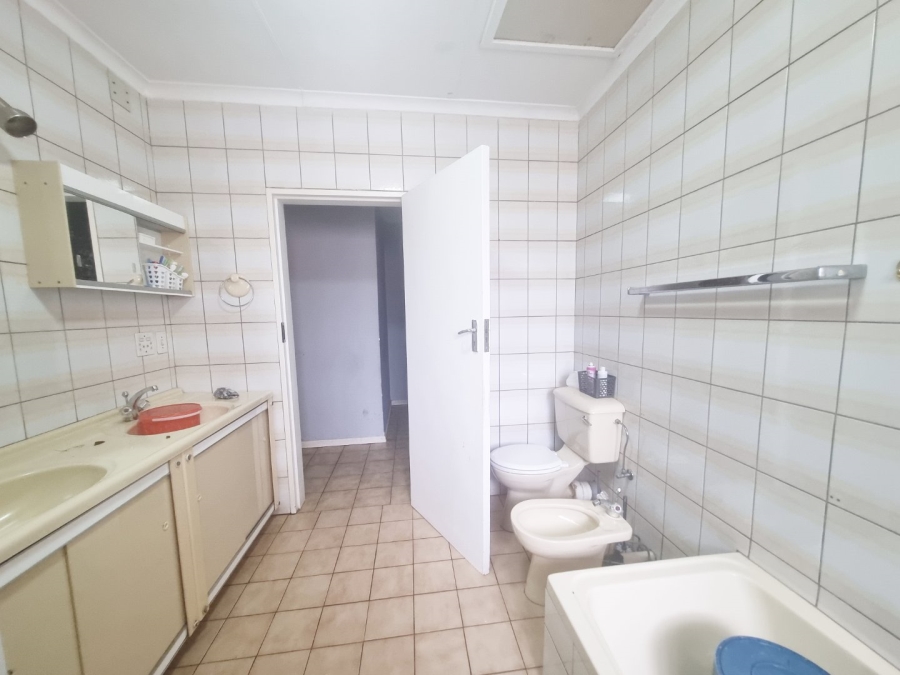 To Let 2 Bedroom Property for Rent in Simmerfield Gauteng