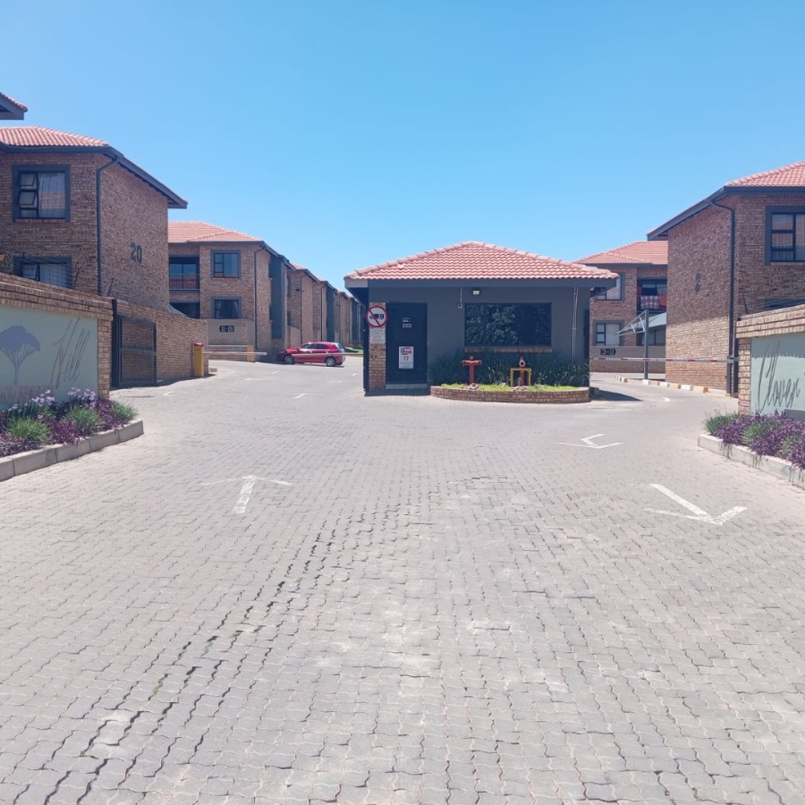 To Let 2 Bedroom Property for Rent in Cloverdene Gauteng