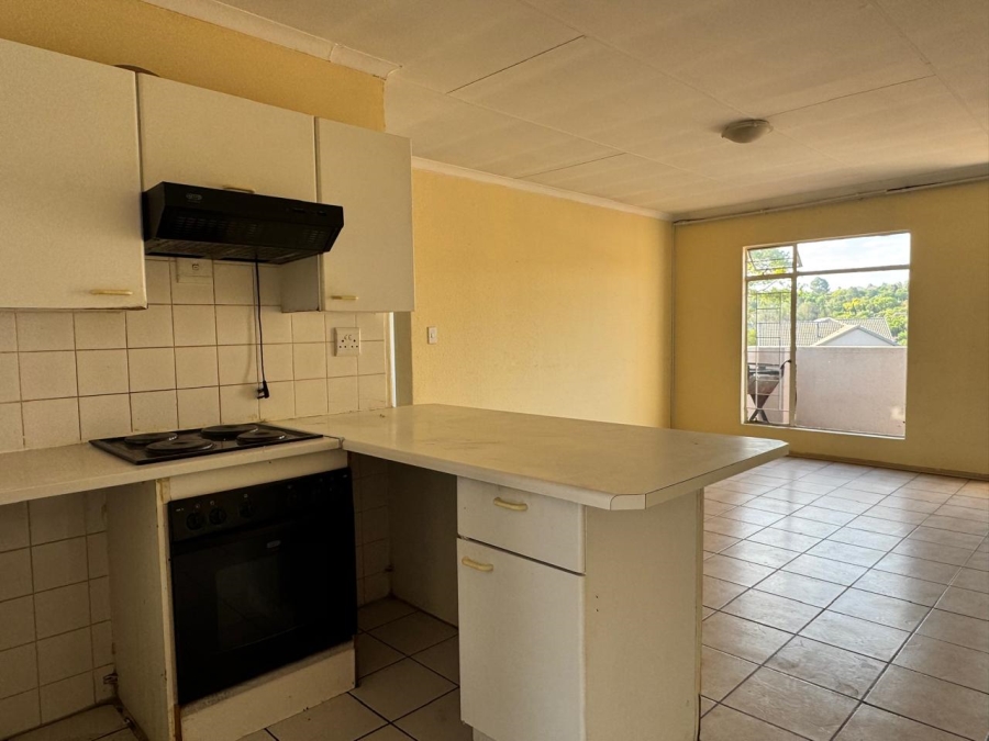 To Let 2 Bedroom Property for Rent in Vorna Valley Gauteng