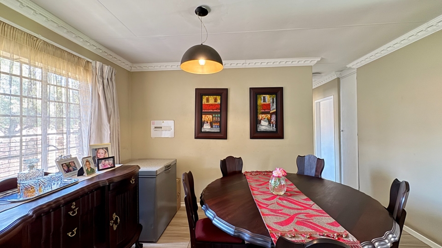 3 Bedroom Property for Sale in Pierre Van Ryneveld Gauteng