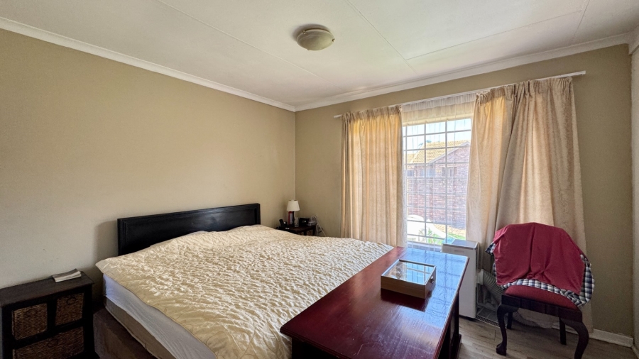 3 Bedroom Property for Sale in Pierre Van Ryneveld Gauteng