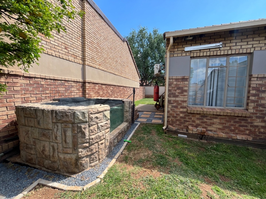 3 Bedroom Property for Sale in Equestria Gauteng