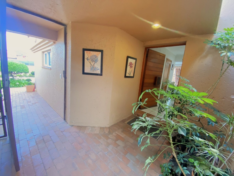 3 Bedroom Property for Sale in Monument Gauteng