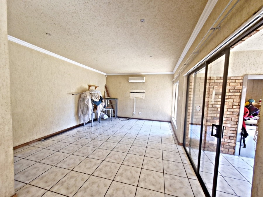 To Let 4 Bedroom Property for Rent in Boksburg West Gauteng