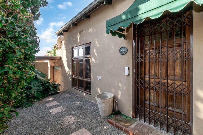 2 Bedroom Property for Sale in Westdene Gauteng