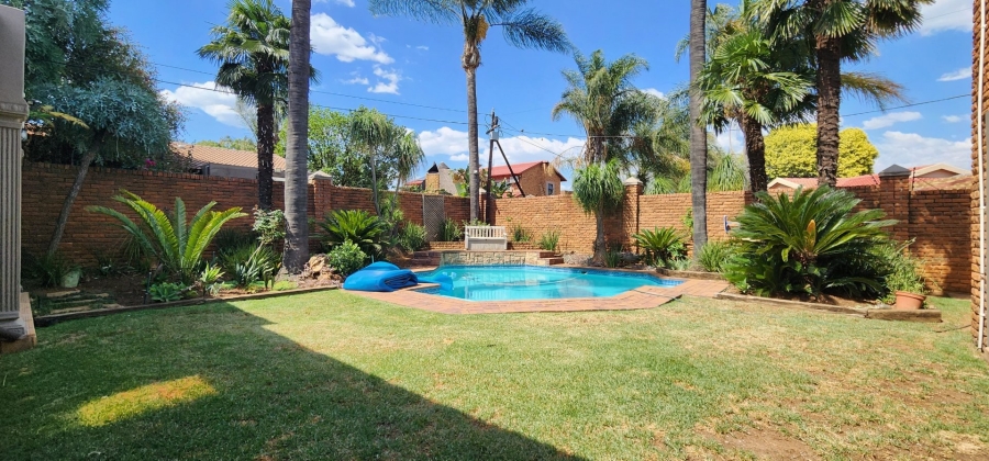 To Let 5 Bedroom Property for Rent in Meyersdal Gauteng