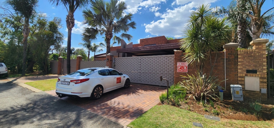 To Let 5 Bedroom Property for Rent in Meyersdal Gauteng