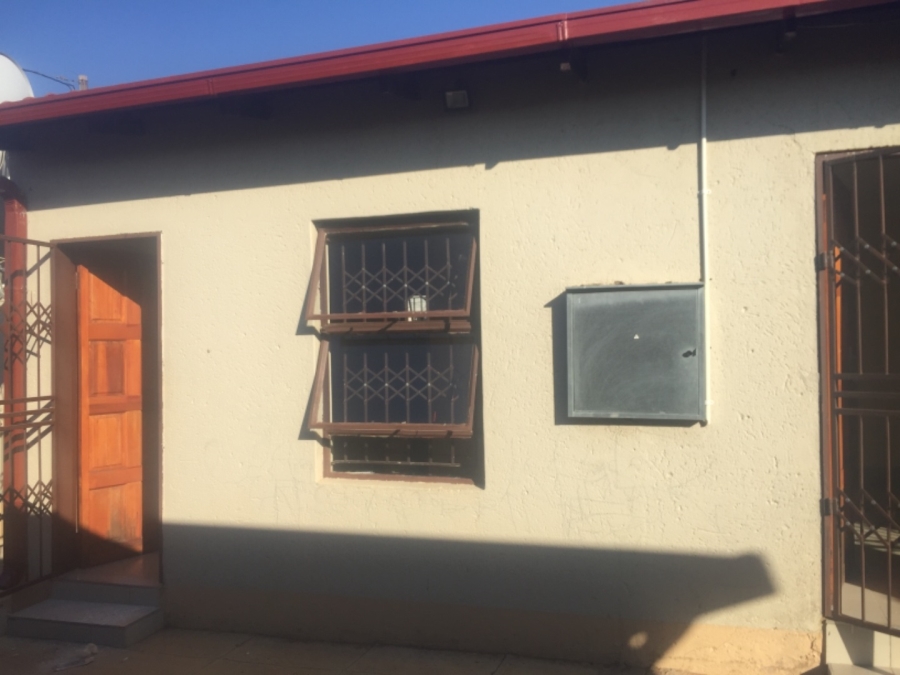 To Let 1 Bedroom Property for Rent in Soshanguve H Gauteng