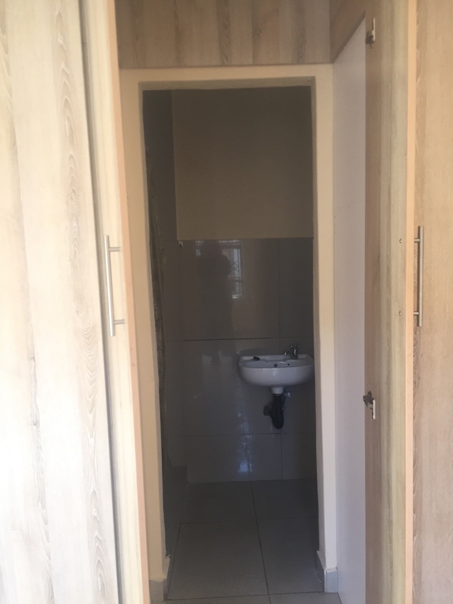 To Let 1 Bedroom Property for Rent in Soshanguve H Gauteng