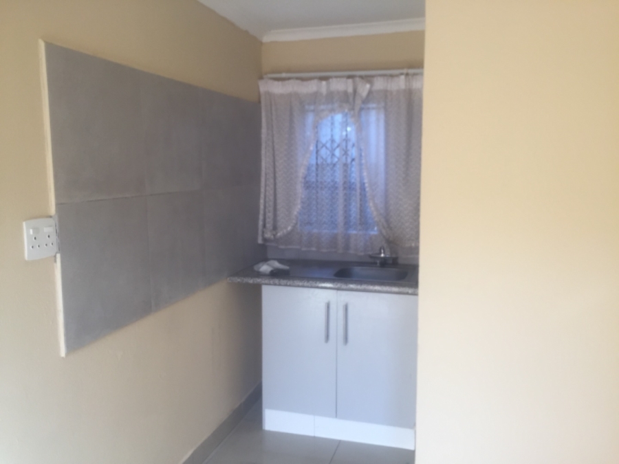 To Let 1 Bedroom Property for Rent in Soshanguve H Gauteng