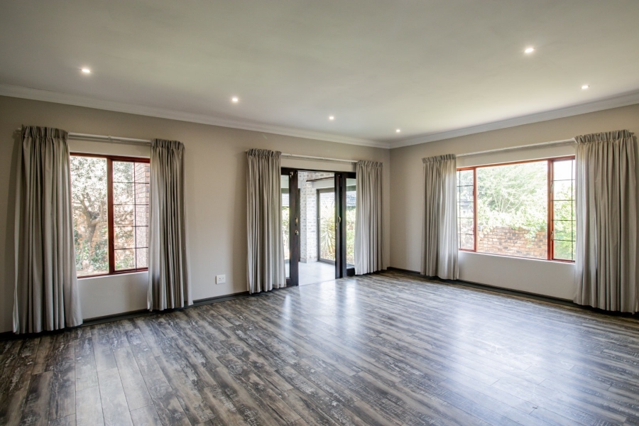 3 Bedroom Property for Sale in Thatchfield Estate Gauteng