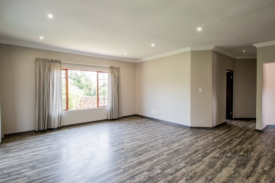 3 Bedroom Property for Sale in Thatchfield Estate Gauteng