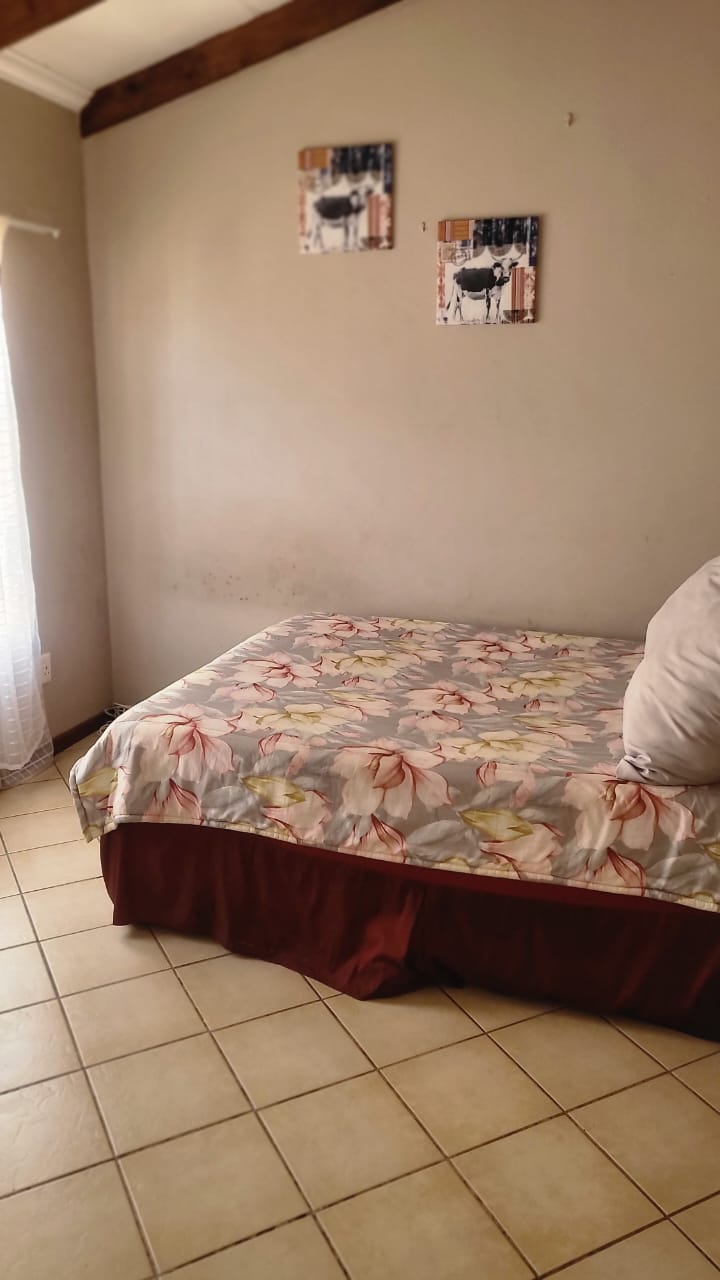 2 Bedroom Property for Sale in Cosmo City Gauteng