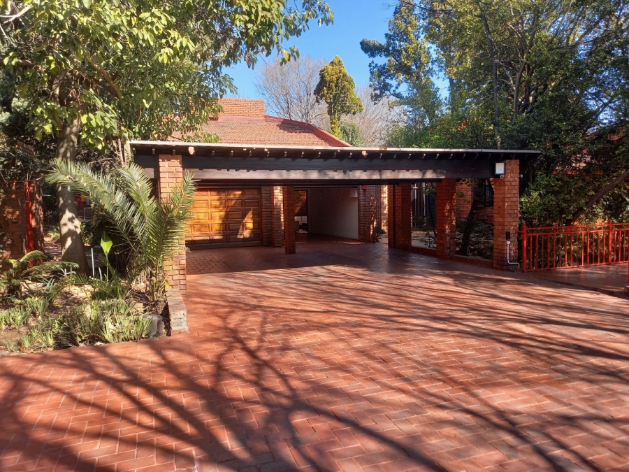 4 Bedroom Property for Sale in Bedfordview Gauteng