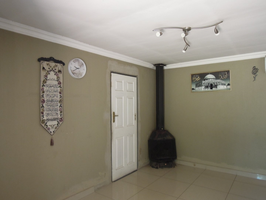 4 Bedroom Property for Sale in Heuweloord Gauteng