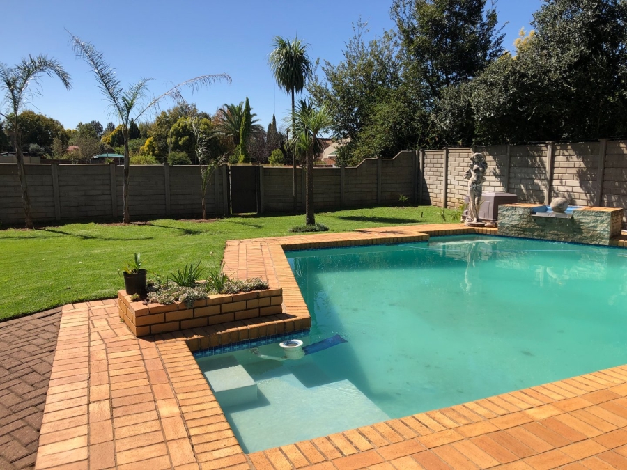 4 Bedroom Property for Sale in Vanderbijlpark SE 3 Gauteng