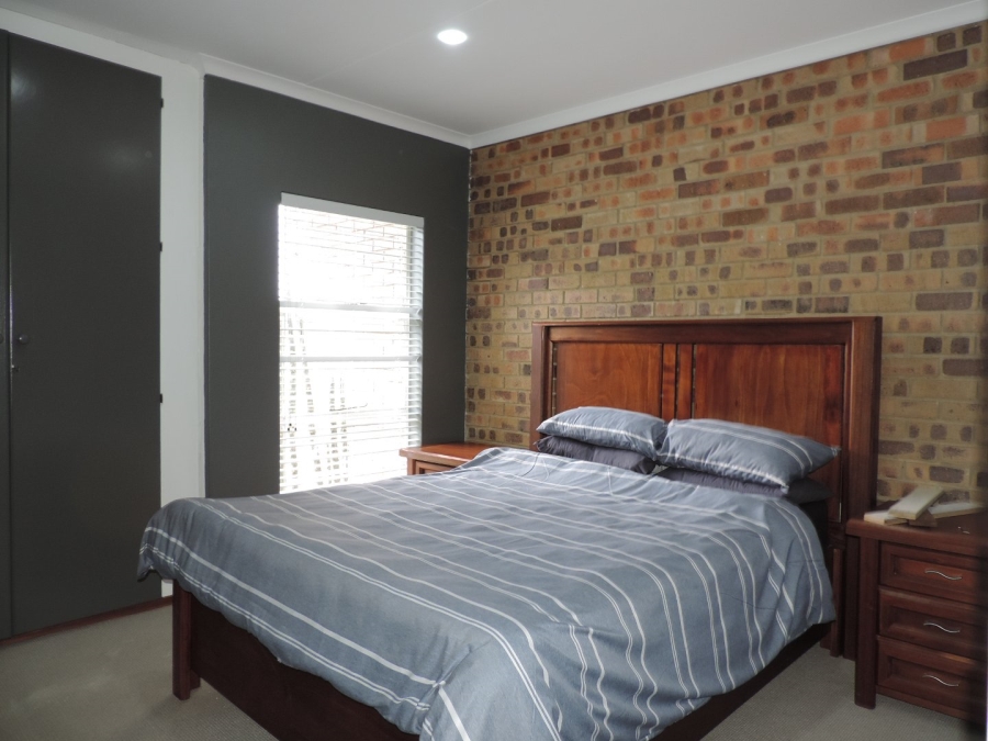 4 Bedroom Property for Sale in Vanderbijlpark SE 3 Gauteng