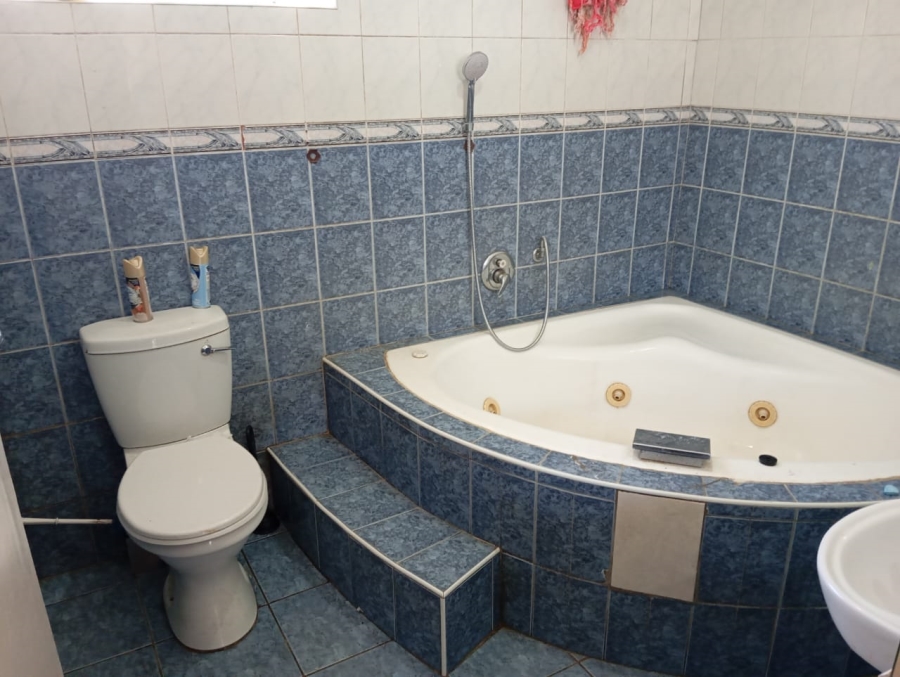 4 Bedroom Property for Sale in Kenilworth Gauteng