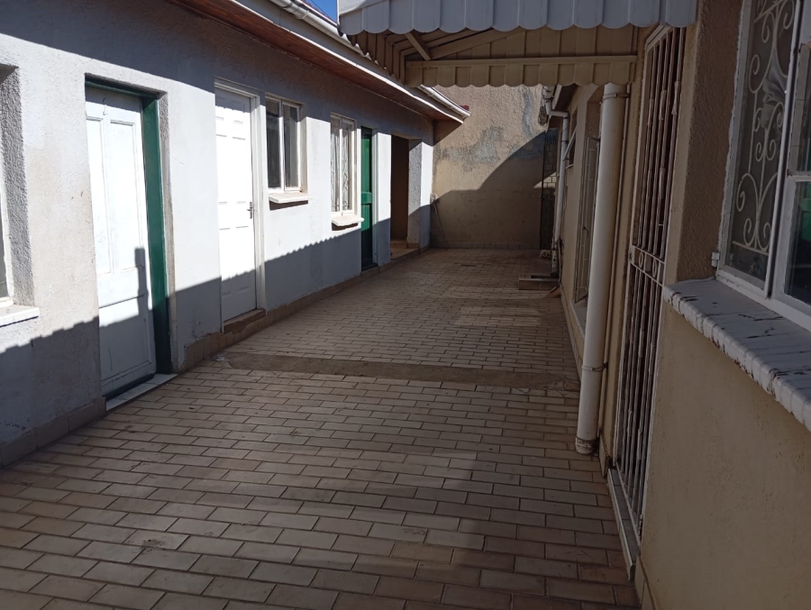 4 Bedroom Property for Sale in Kenilworth Gauteng