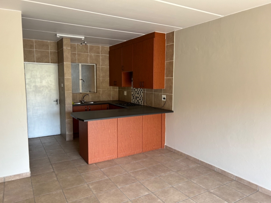 2 Bedroom Property for Sale in Birchleigh Gauteng