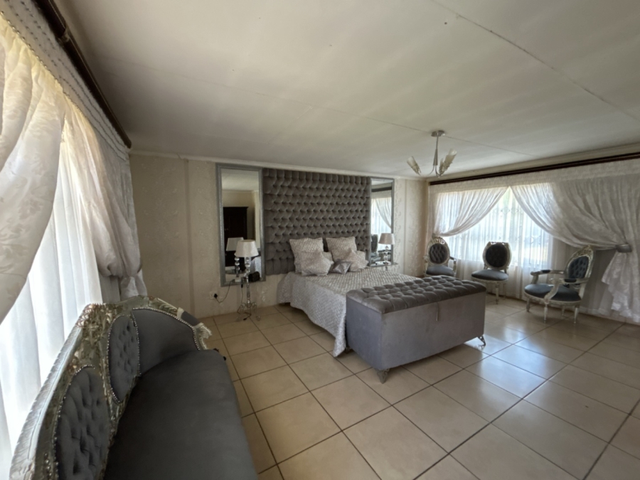 3 Bedroom Property for Sale in Crystal Park Gauteng