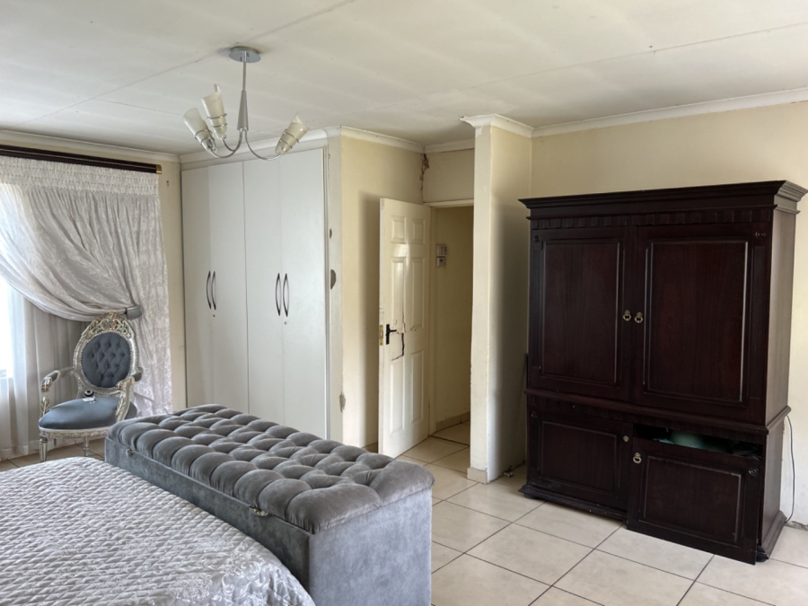 3 Bedroom Property for Sale in Crystal Park Gauteng