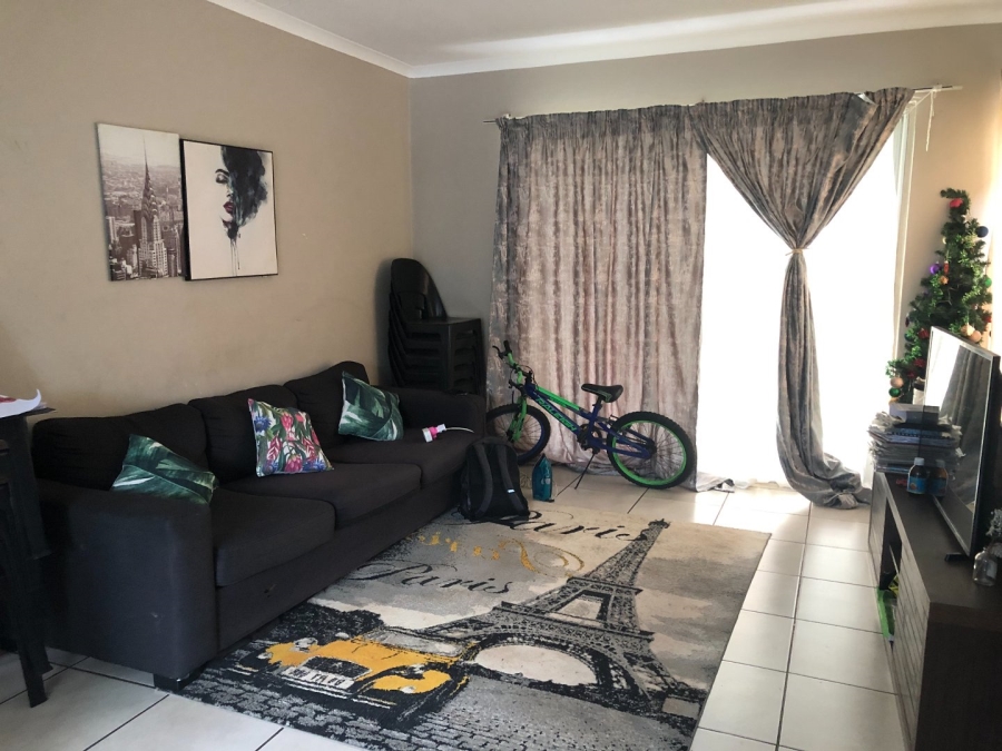  Bedroom Property for Sale in Sylviavale Gauteng