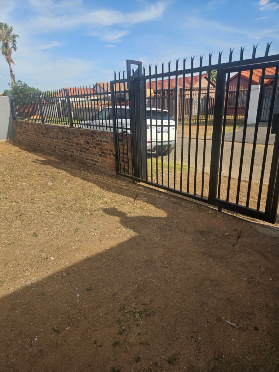 3 Bedroom Property for Sale in Karenpark Gauteng