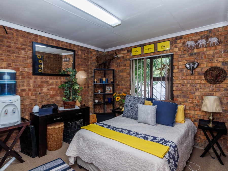 4 Bedroom Property for Sale in Marais Steyn Park Gauteng