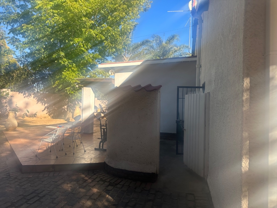 To Let 3 Bedroom Property for Rent in Bryanston West Gauteng