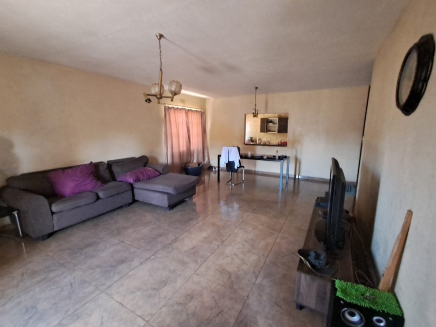 2 Bedroom Property for Sale in Bellevue East Gauteng