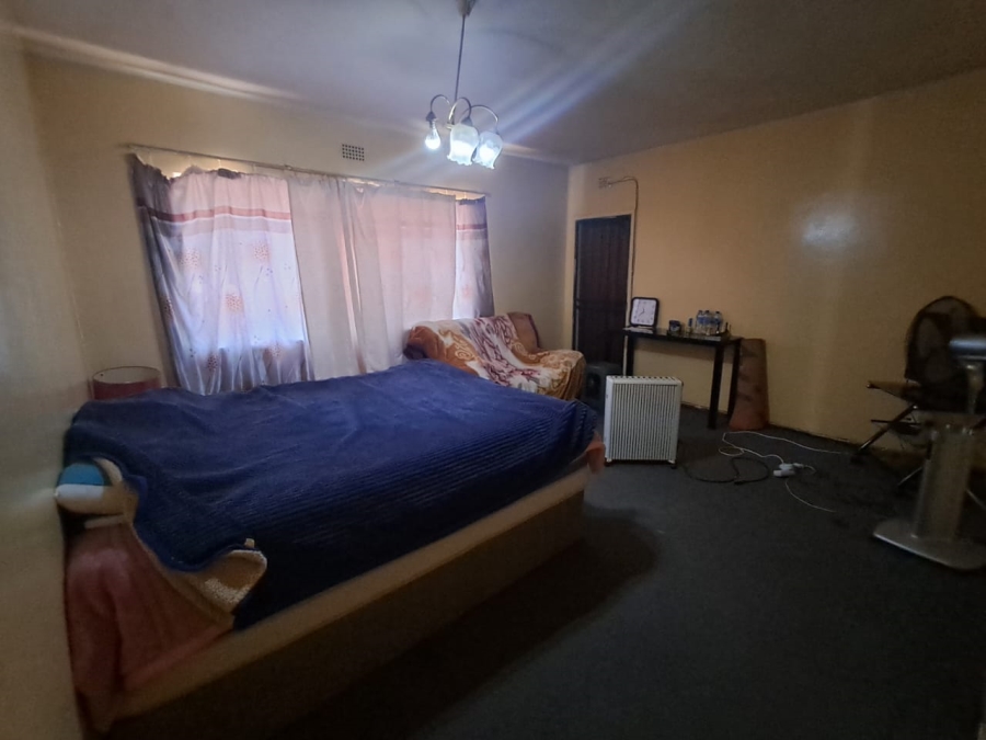 2 Bedroom Property for Sale in Bellevue East Gauteng