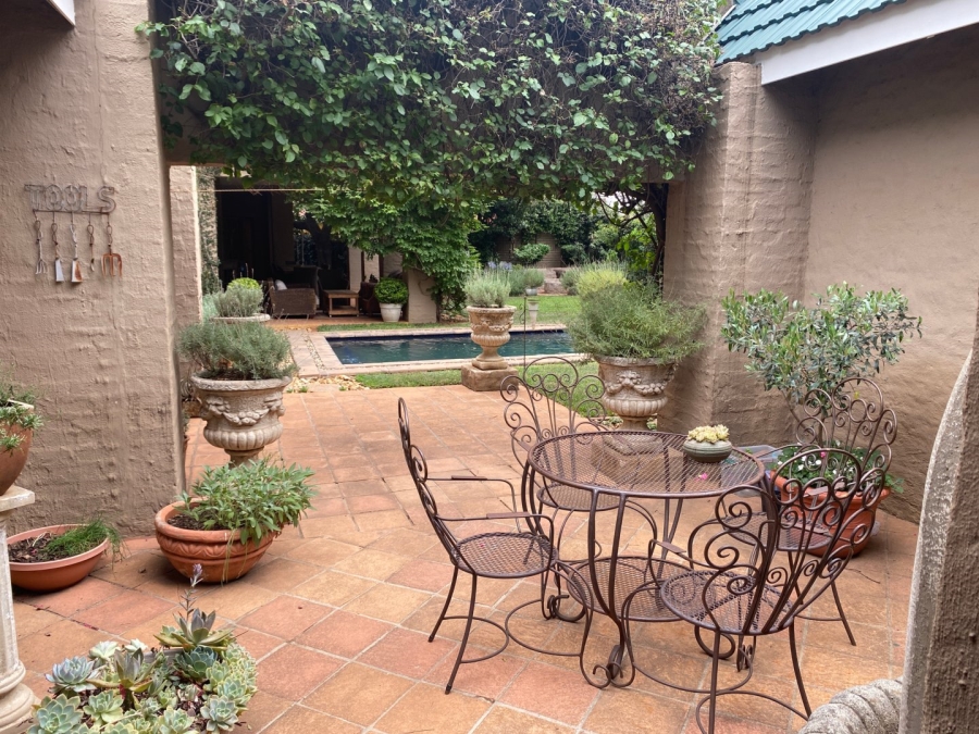 5 Bedroom Property for Sale in Rietondale Gauteng