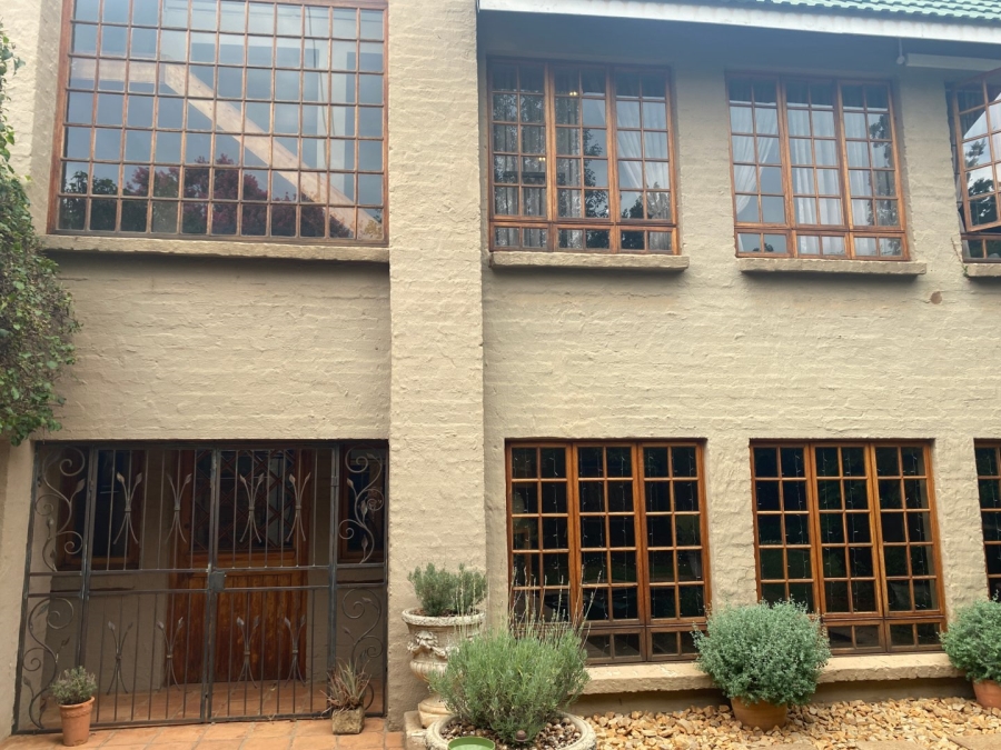 5 Bedroom Property for Sale in Rietondale Gauteng