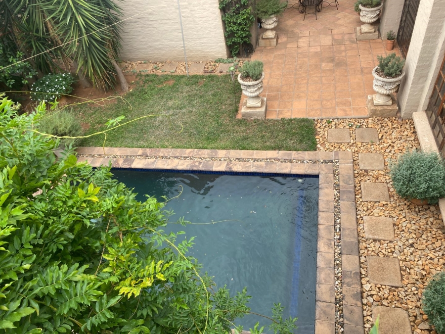 5 Bedroom Property for Sale in Rietondale Gauteng