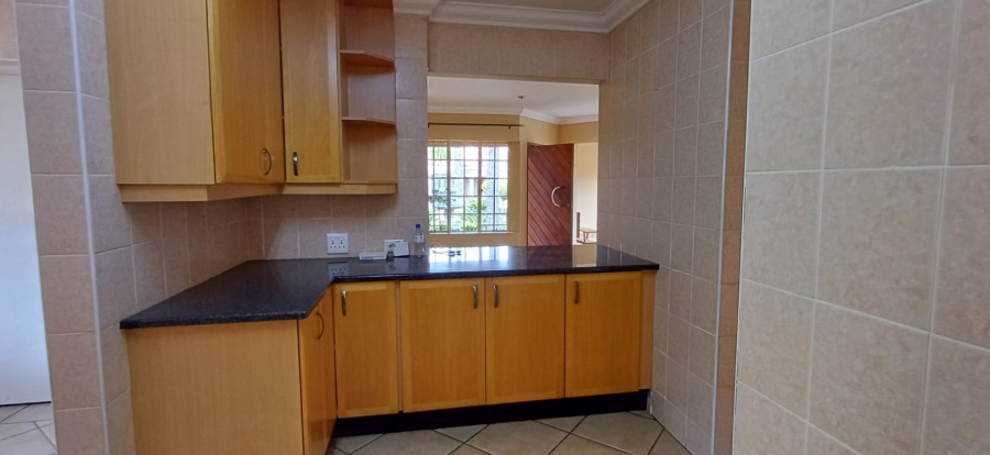 To Let 3 Bedroom Property for Rent in Eldoraigne Gauteng