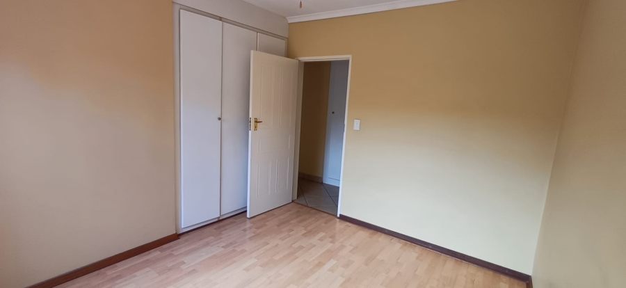 To Let 3 Bedroom Property for Rent in Eldoraigne Gauteng