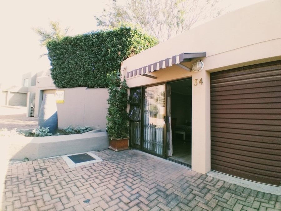 To Let 1 Bedroom Property for Rent in Randpark Ridge Gauteng