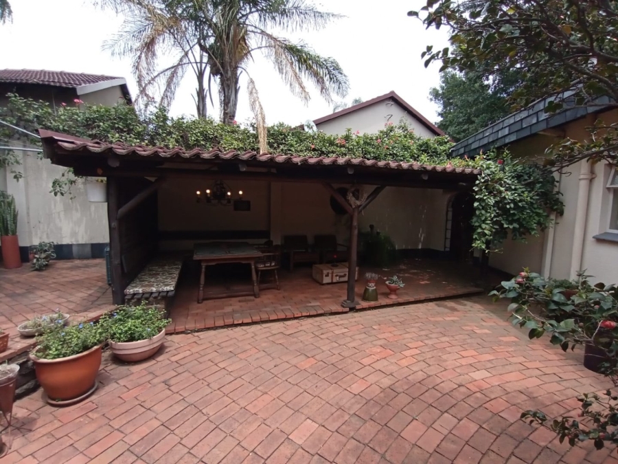 3 Bedroom Property for Sale in Noordheuwel Gauteng