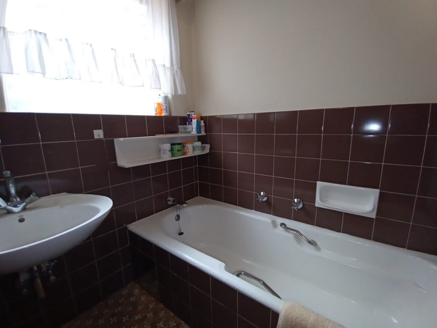 3 Bedroom Property for Sale in Noordheuwel Gauteng