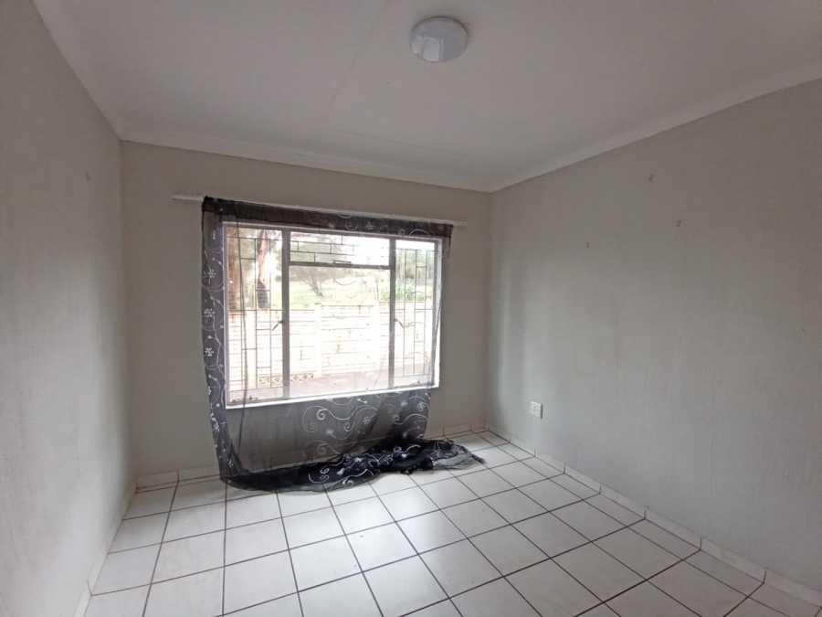 3 Bedroom Property for Sale in Noordheuwel Gauteng