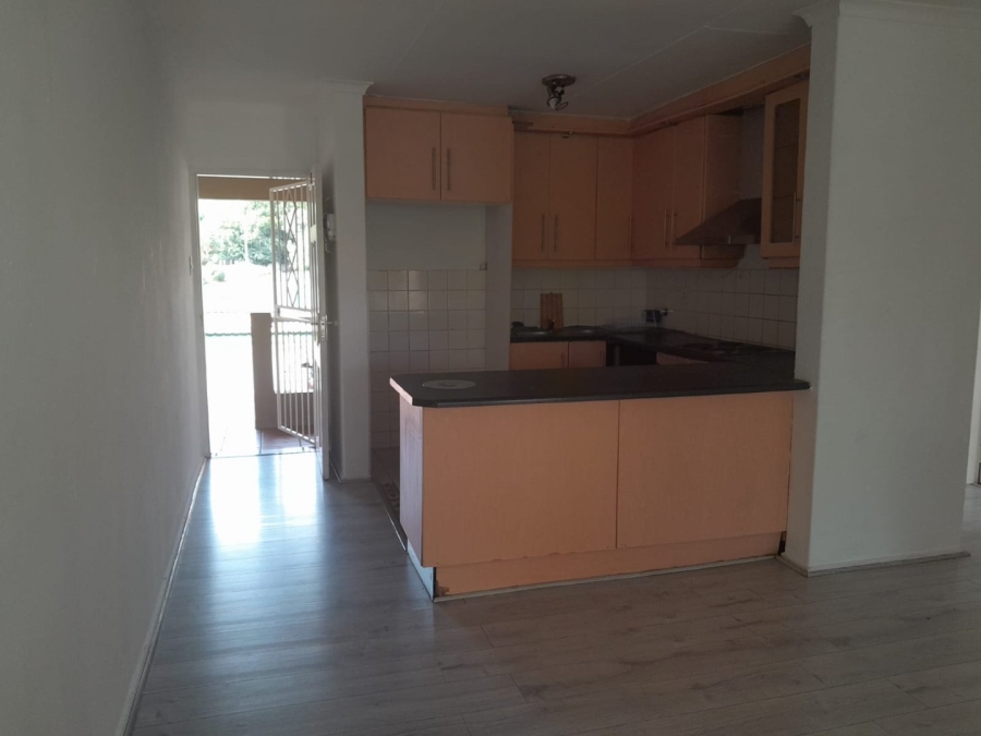 To Let 3 Bedroom Property for Rent in Weltevreden Park Gauteng