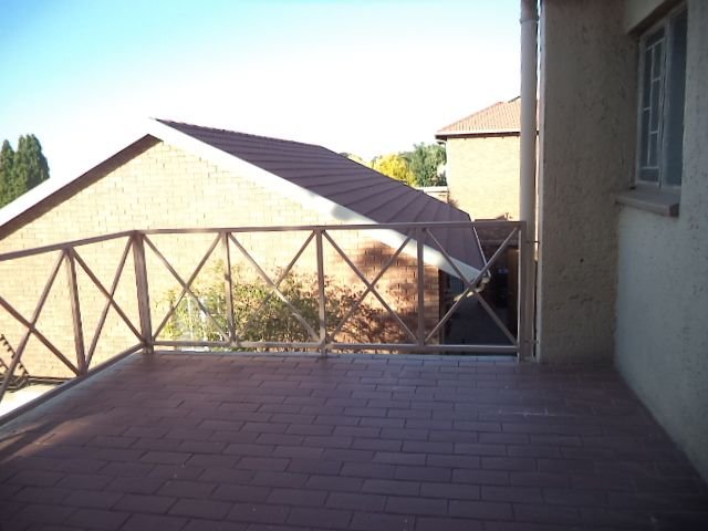 To Let 2 Bedroom Property for Rent in Magalieskruin Gauteng