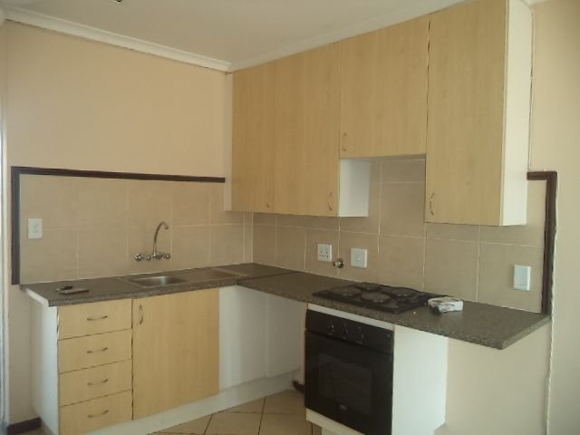 To Let 1 Bedroom Property for Rent in Pretoria North Gauteng