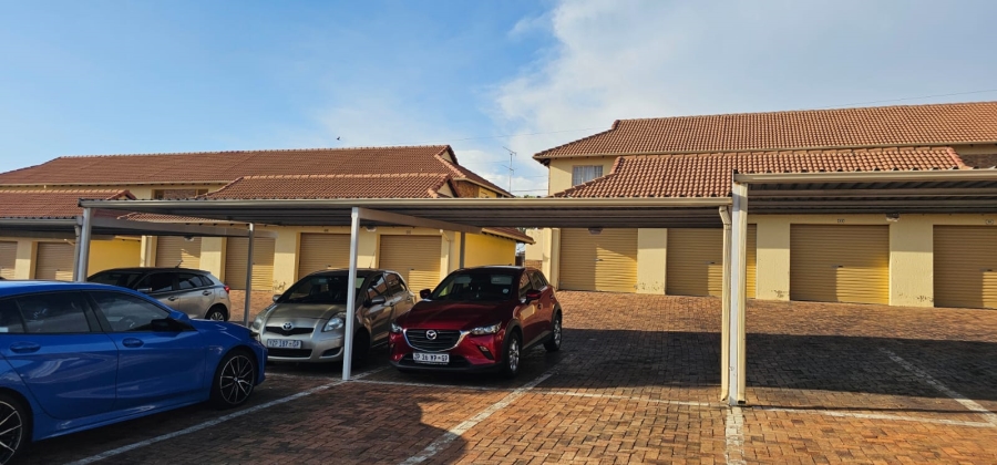 1 Bedroom Property for Sale in Kosmosdal Gauteng