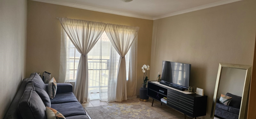 1 Bedroom Property for Sale in Kosmosdal Gauteng